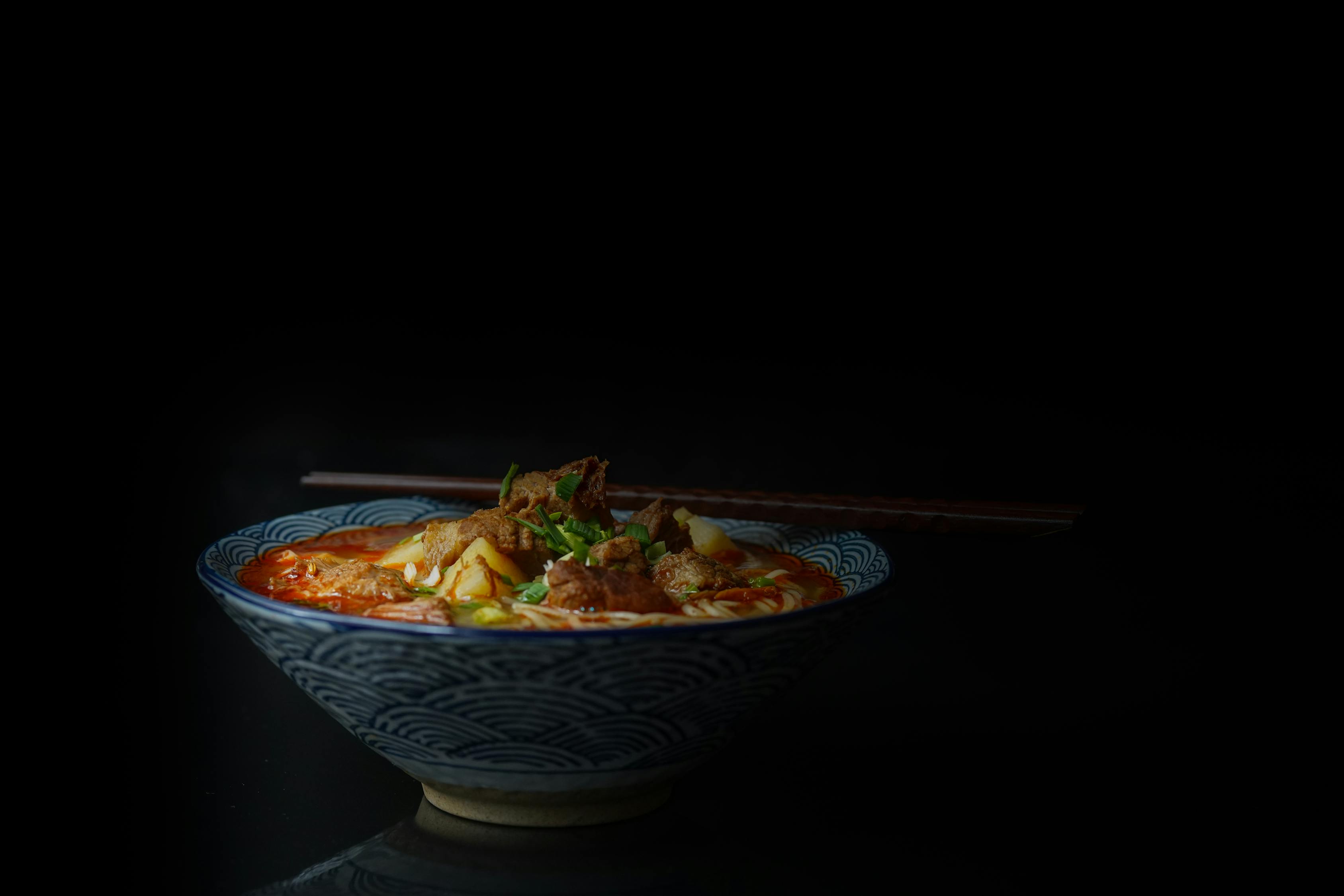 最新科技拉面机，重塑传统美食体验，艺术与效率完美结合