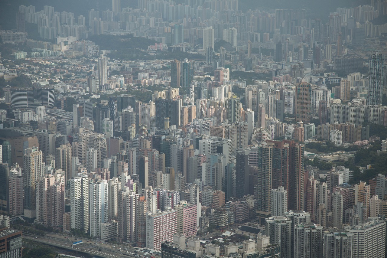 深圳楼市调控新政出炉，限购细则重塑市场格局，稳定市场预期