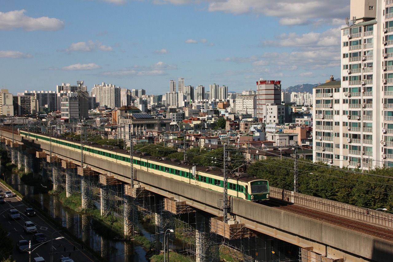 长沙最新地铁站，现代都市的交通新脉搏