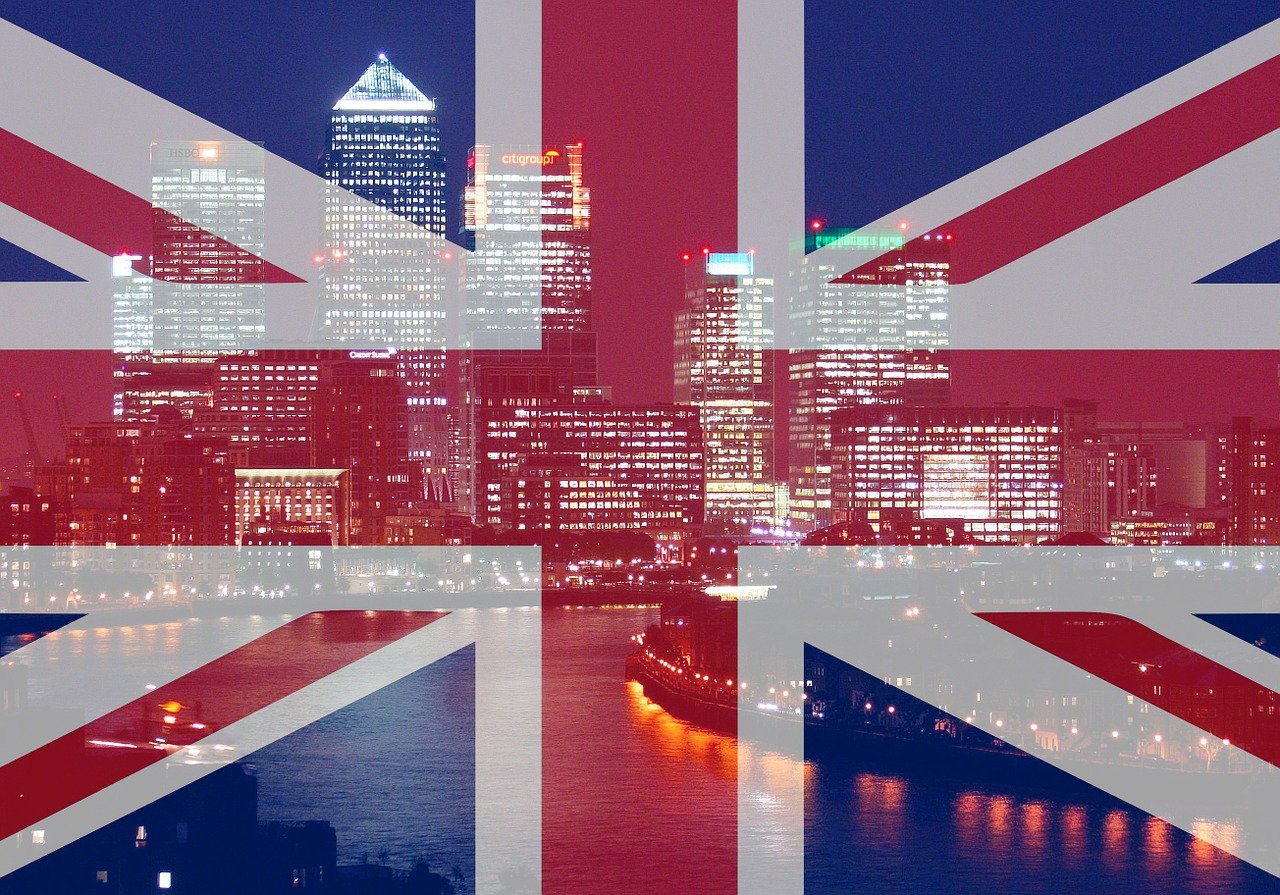 英国疫情政府最新要求，重塑防疫策略，应对挑战